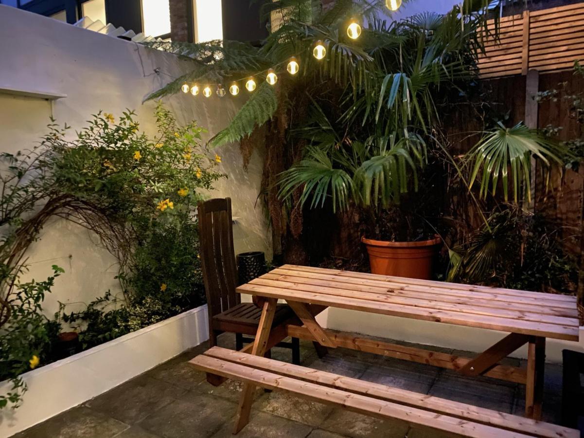 Spacious 2-Bed Flat With Garden, 3 Minutes Walk From Oval Tube Station لندن المظهر الخارجي الصورة