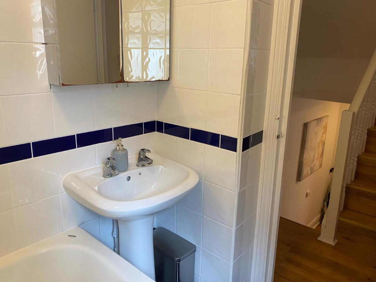 Spacious 2-Bed Flat With Garden, 3 Minutes Walk From Oval Tube Station لندن المظهر الخارجي الصورة